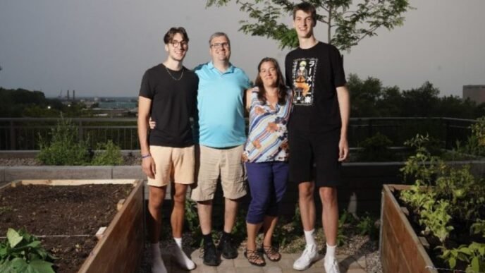 Olivier Rioux brother Emile and their parents